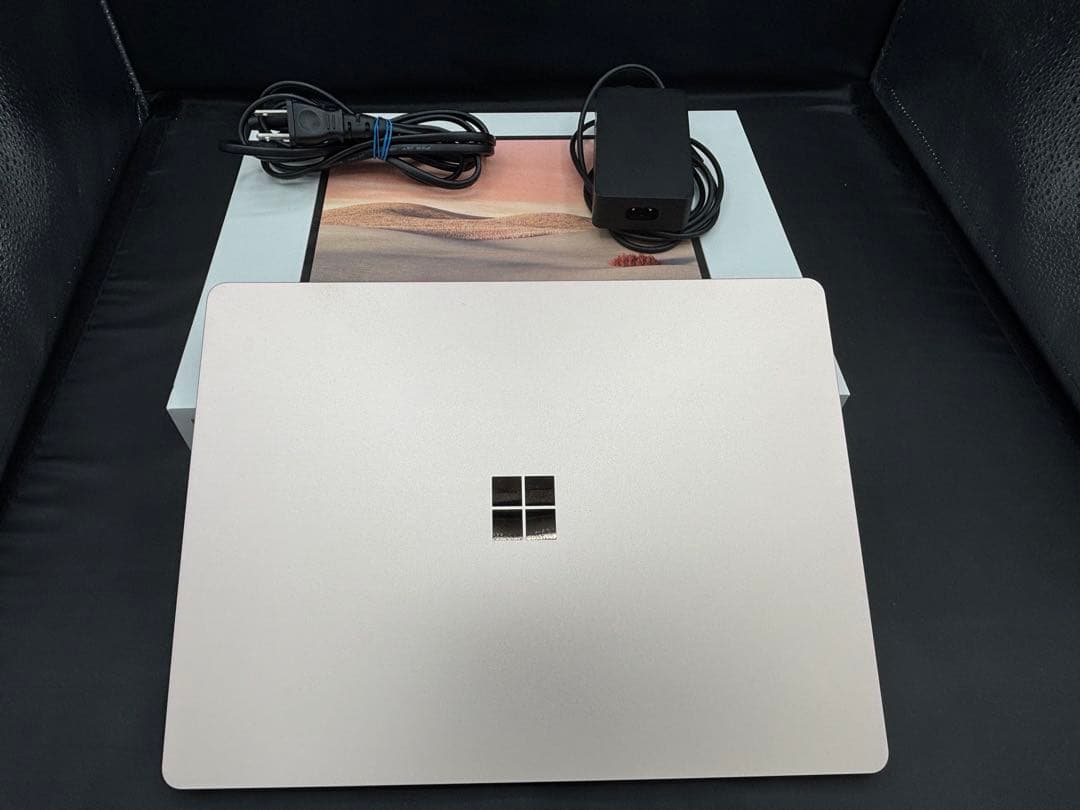 【美品】THH-00045 Surface Laptop Go
