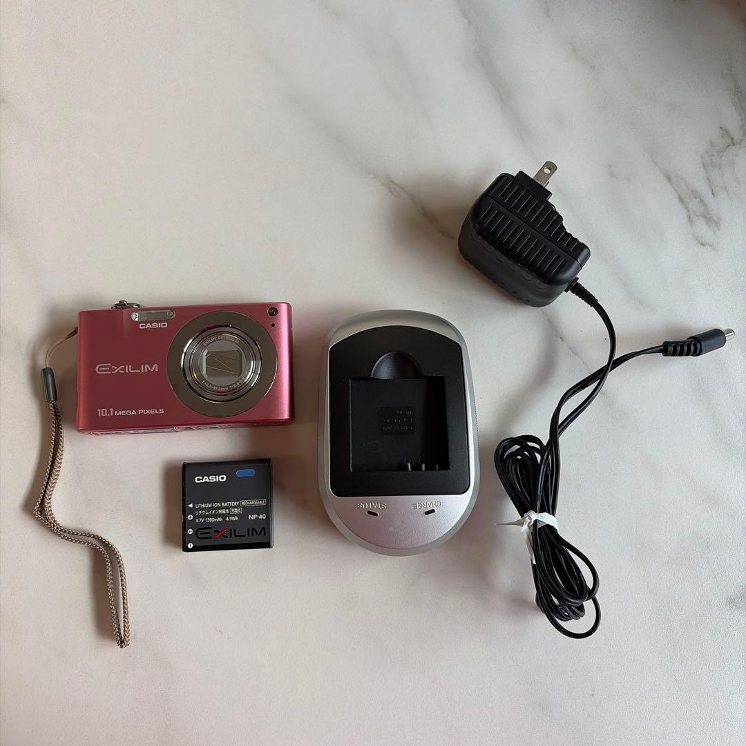 【動作確認済】　カシオ　エクシリム EX-Z100 デジカメ　ピンク