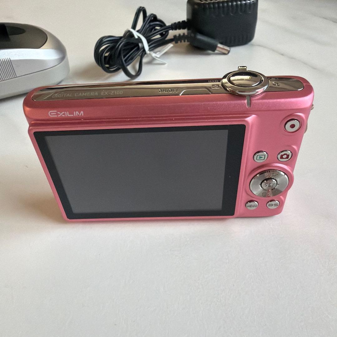 【動作確認済】　カシオ　エクシリム EX-Z100 デジカメ　ピンク