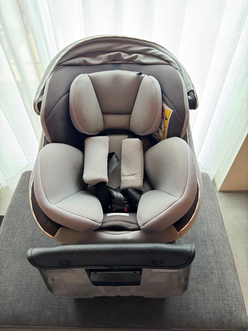 コンビ　クルムーヴスマート　JN-550 シートベルト　回転式　シートベルト固定