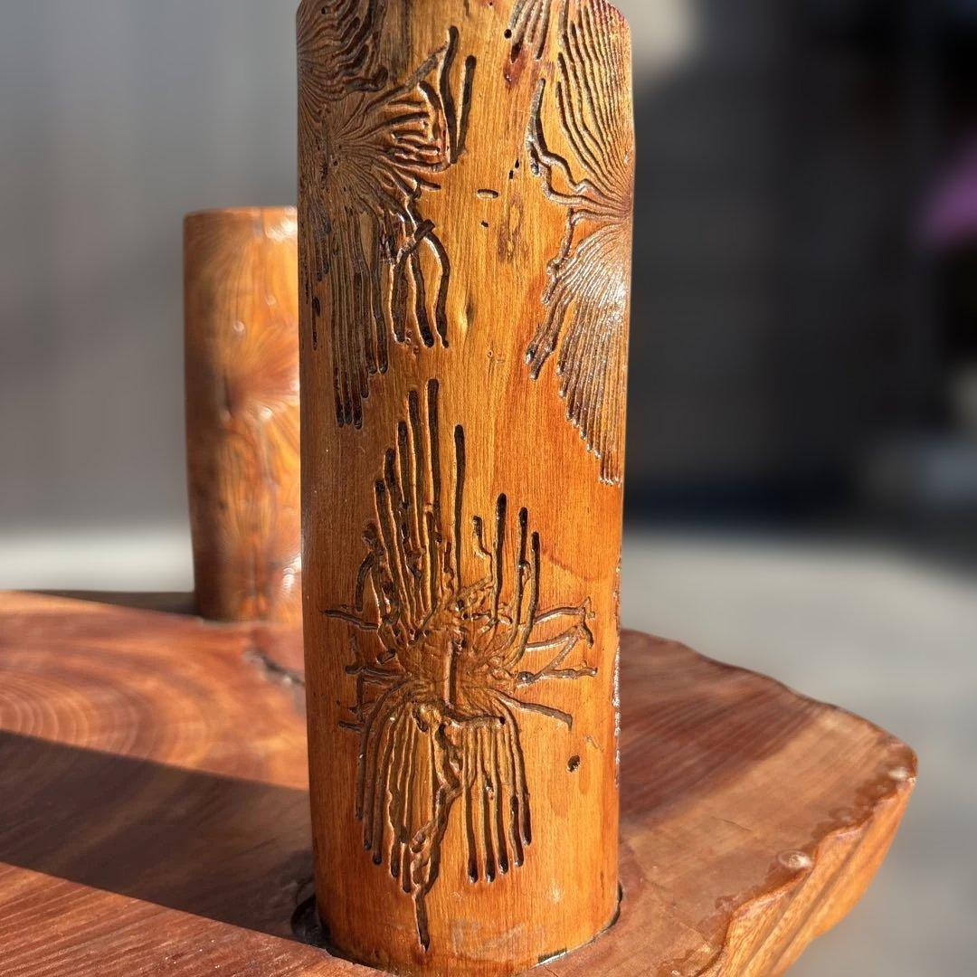 木製テーブル 自然な形状