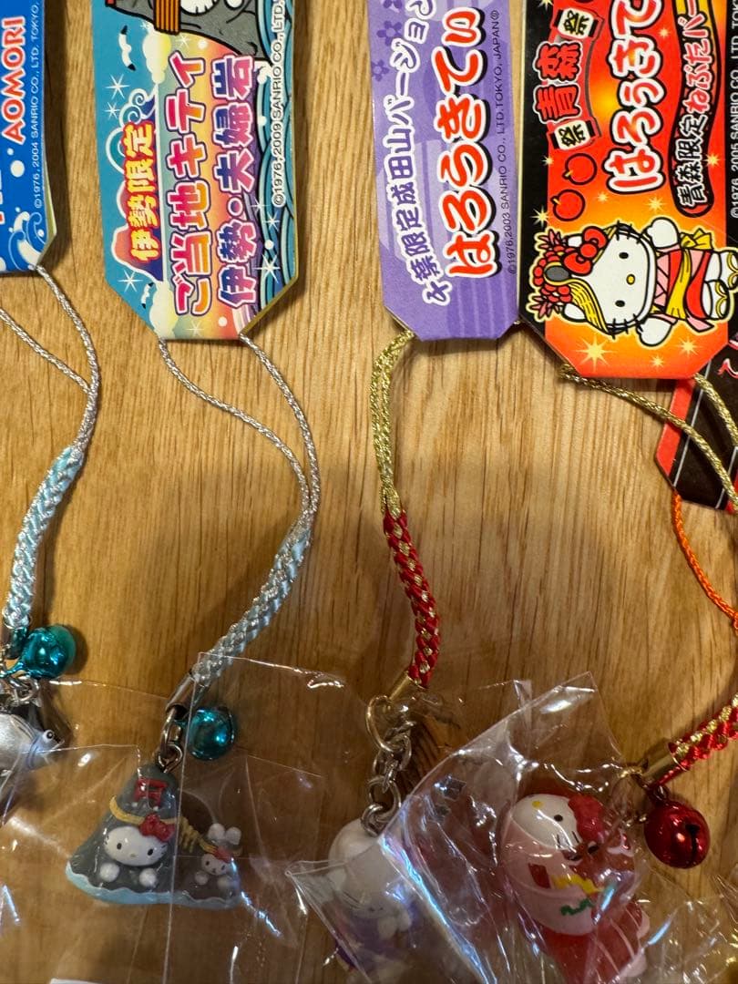 T*a様 ハローキティ 根付セット ３８＋1 ご当地限定品多数　おまけ付き