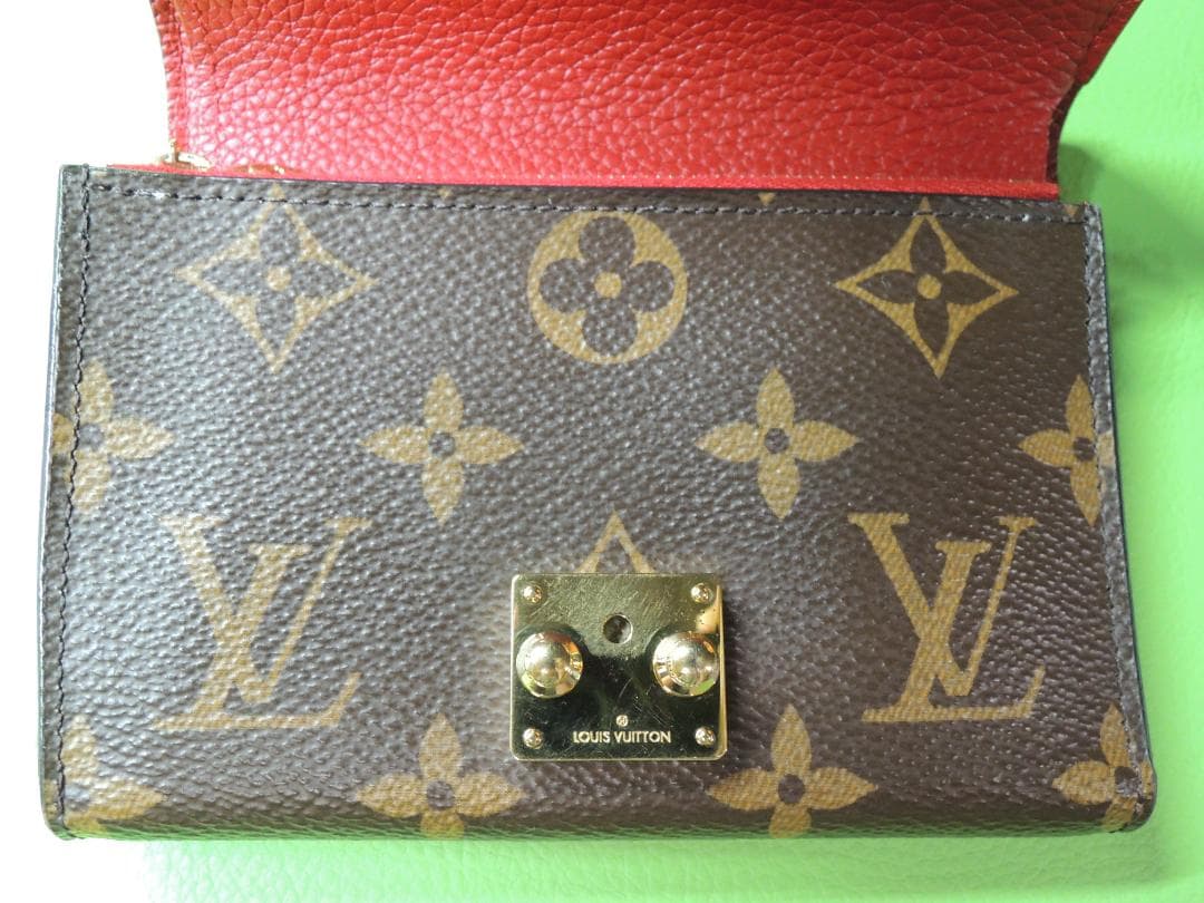 LOUIS VUITTON ルイヴィトン モノグラム 財布