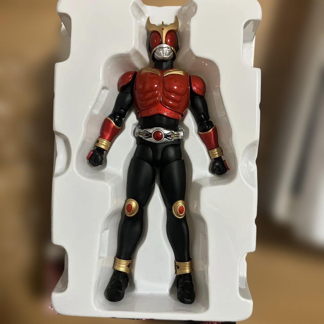 フィギュアーツ 真骨彫 仮面ライダークウガ　マイティフォーム