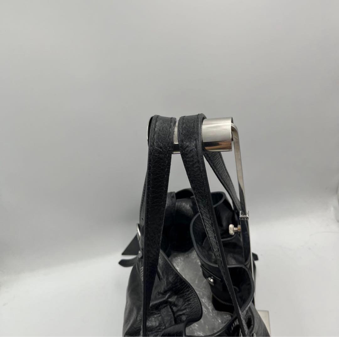 miumiu レザーショルダーバッグ