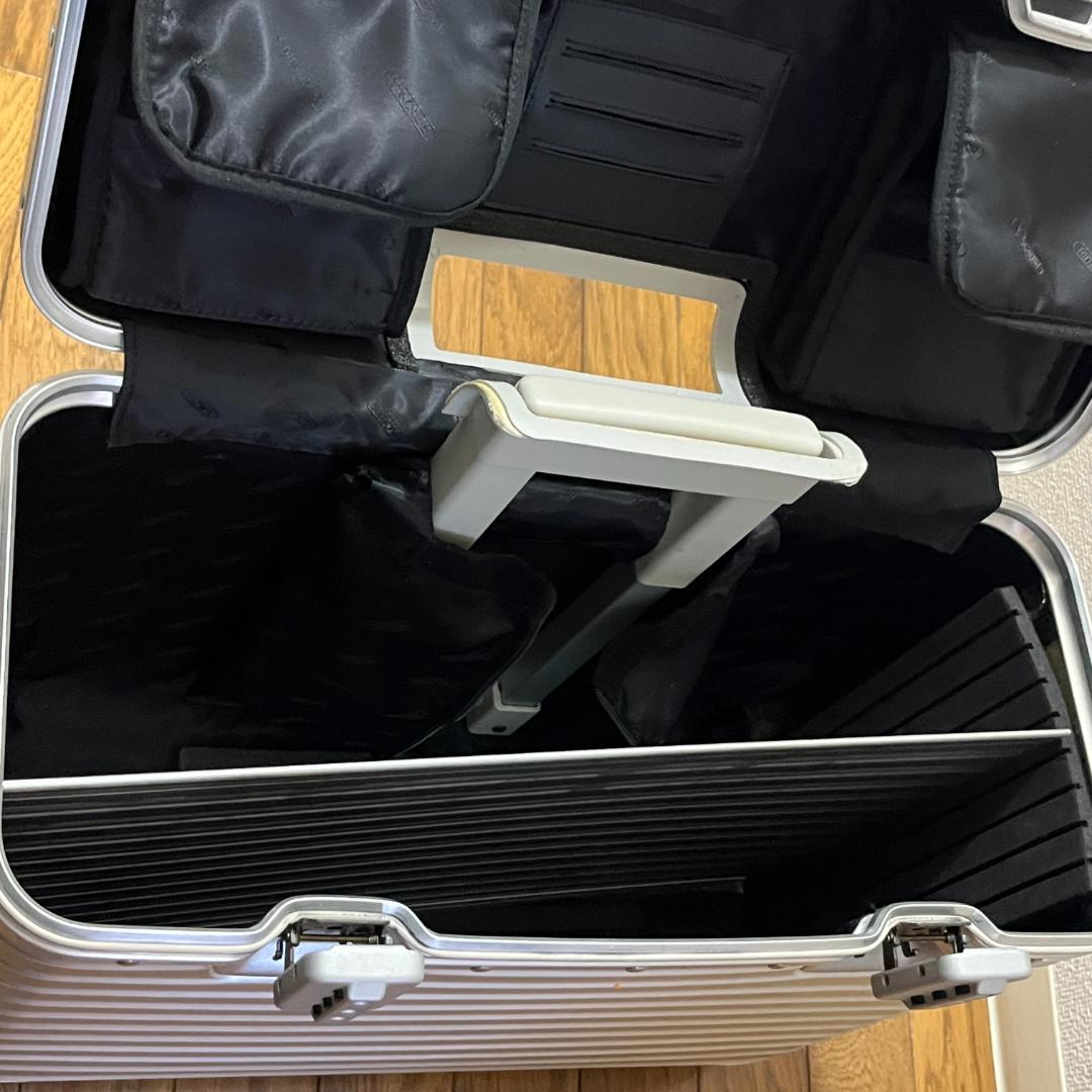 RIMOWA リモワ パイロット スーツケース 2輪 中古 シルバー