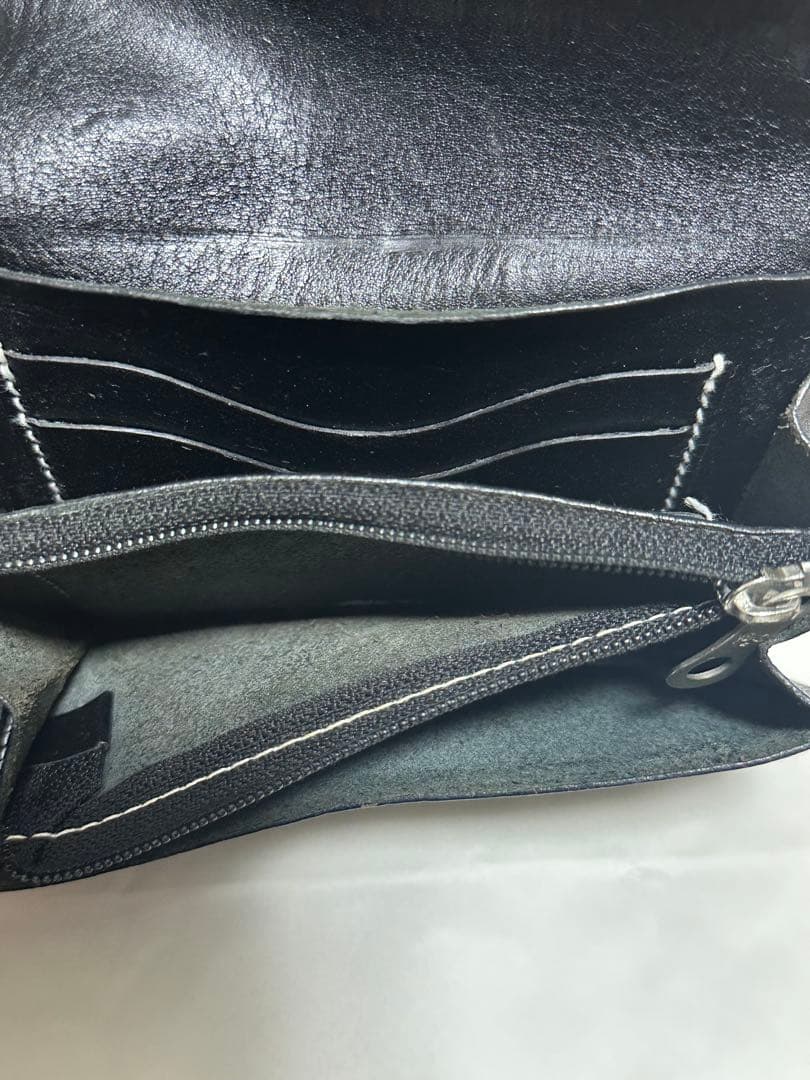 イルビゾンテ　ミディアムウォレット　ブラック