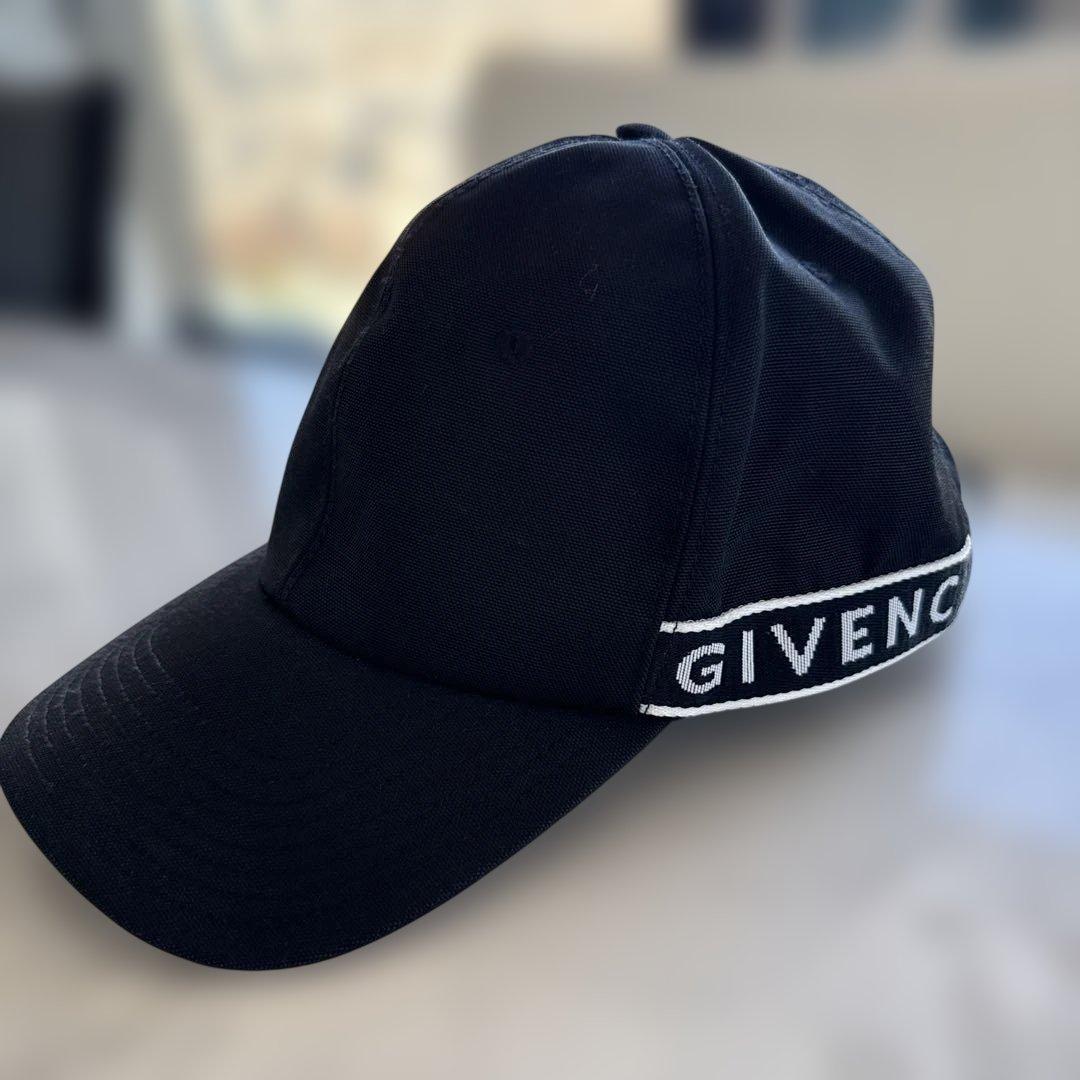 GIVENCHY キャップ