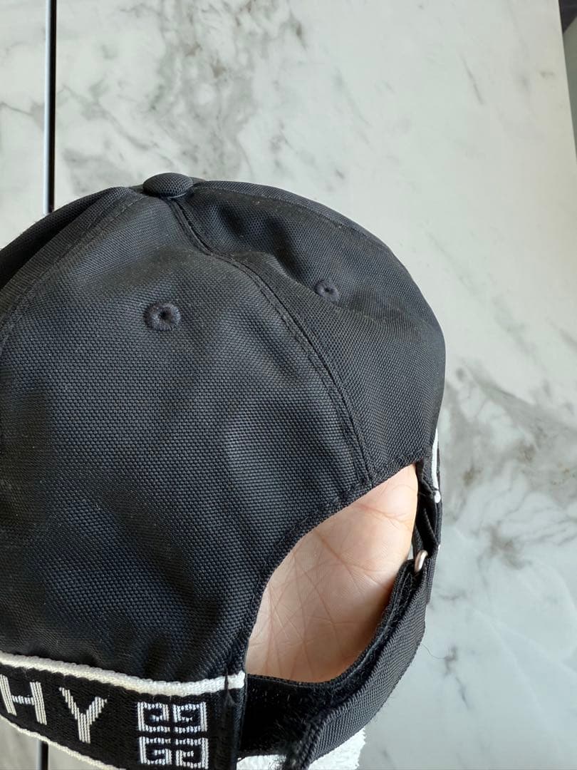 GIVENCHY キャップ