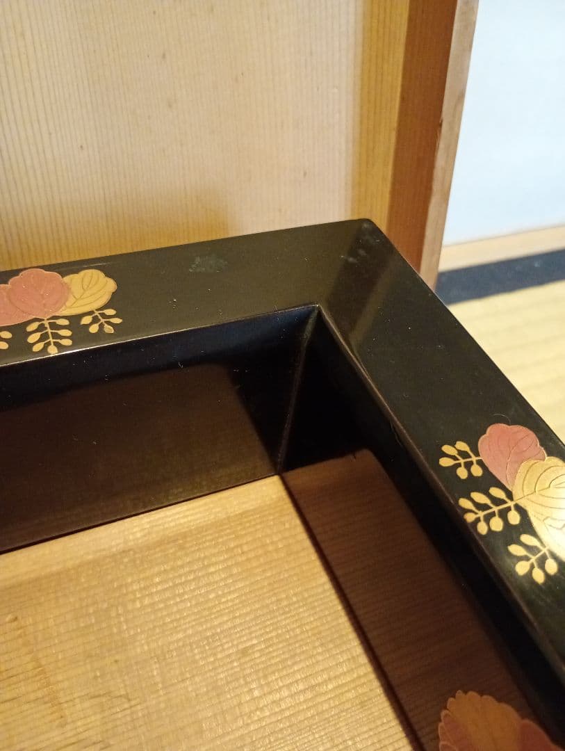 【茶道具】高台寺蒔絵炉縁　塗師宗春作　金蒔絵炉縁　炉縁113