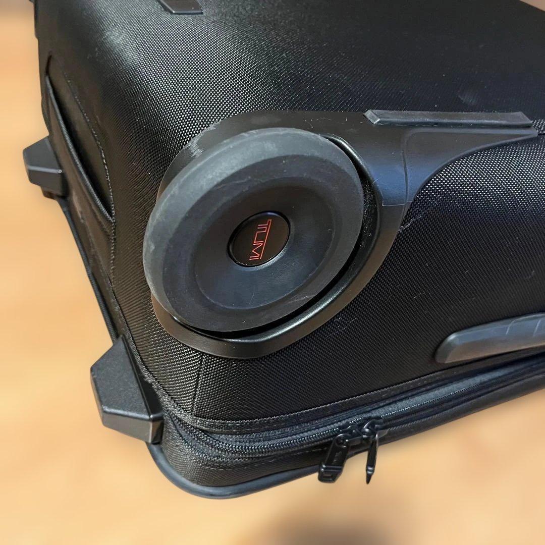 美品 TUMI キャリーケース 220211D2U 2輪　黒ナイロン