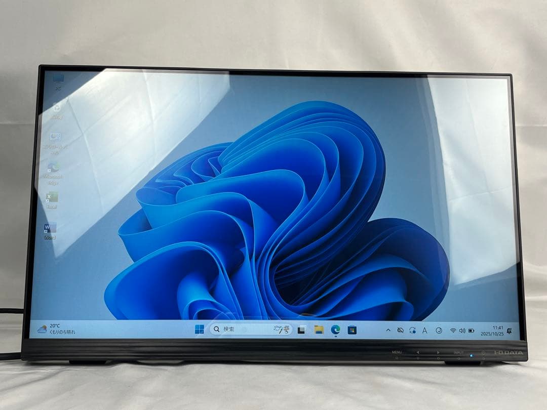 LCD-MF224FDB-T 21.5インチモニター内蔵スピーカー　タッチパネル