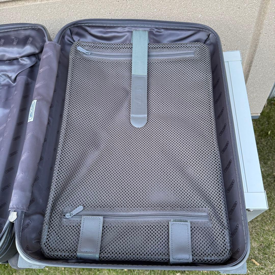 リモワ　RIMOWA サルサデラックス　2輪　32L 機内持込　グレー