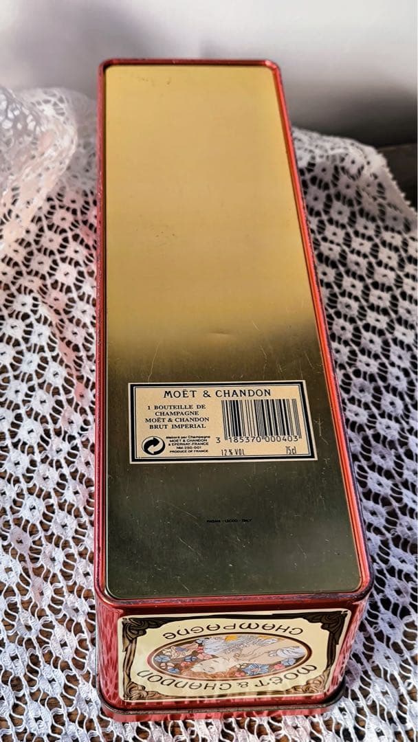 ミュシャ ティン缶 モエ・エ・シャンドン記念缶