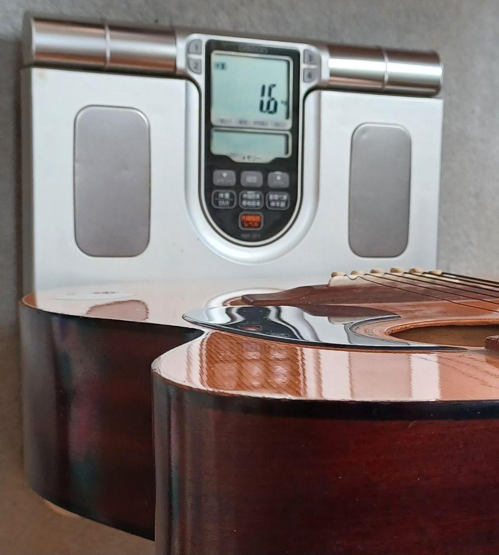 年代物のギター MARUE MUSICAL SAN TONE MF-100