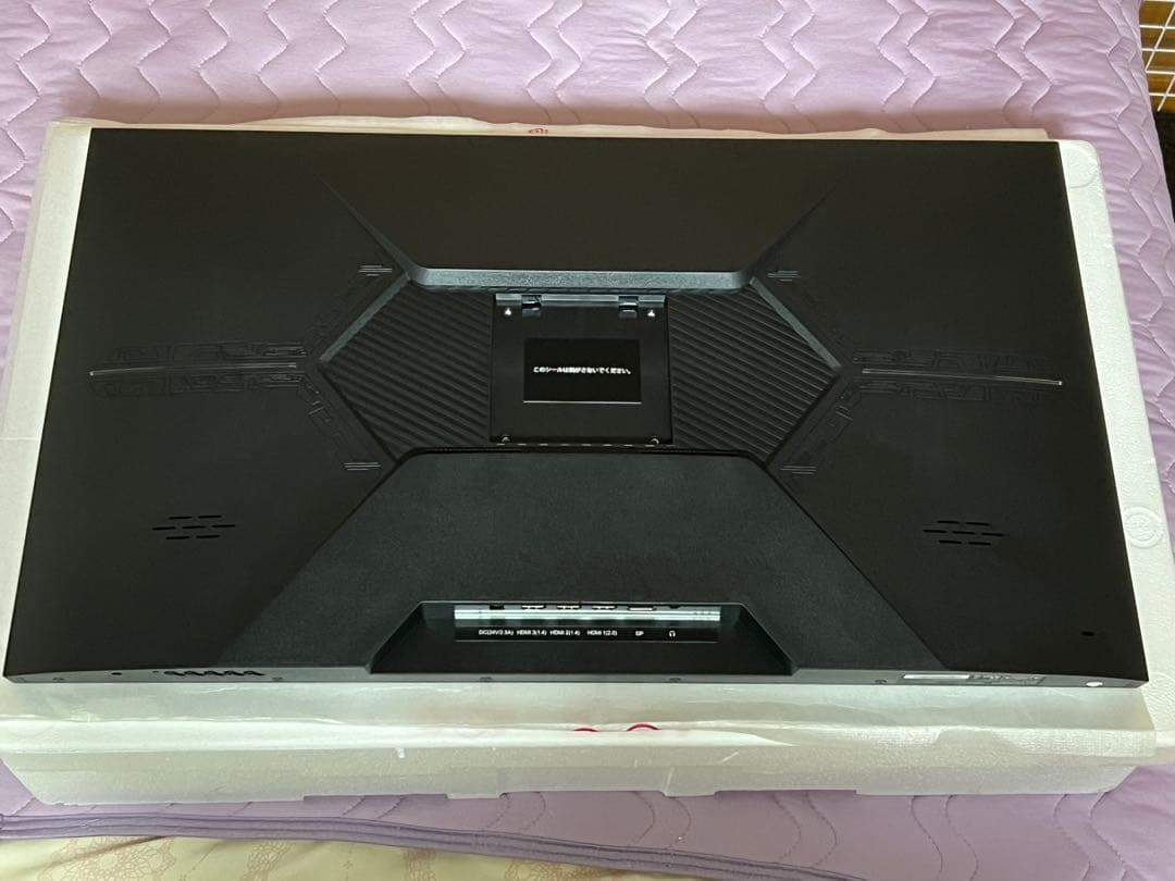 JAPANNEXT 31.5インチ 4K UHD モニター 美品 、稼働時間少