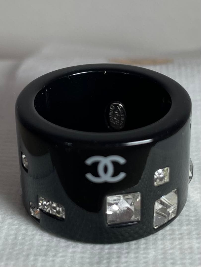 【もにょくろ】CHANEL ブラック リング クリスタル装飾　15号