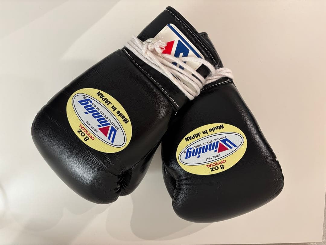 【美品】ウイニング ボクシング グローブ ひも式 8オンス　(プロ試合用)