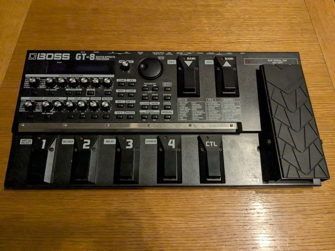 BOSS GT-8 ギターエフェクター ACアダプター付き