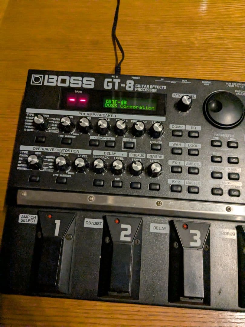 BOSS GT-8 ギターエフェクター ACアダプター付き