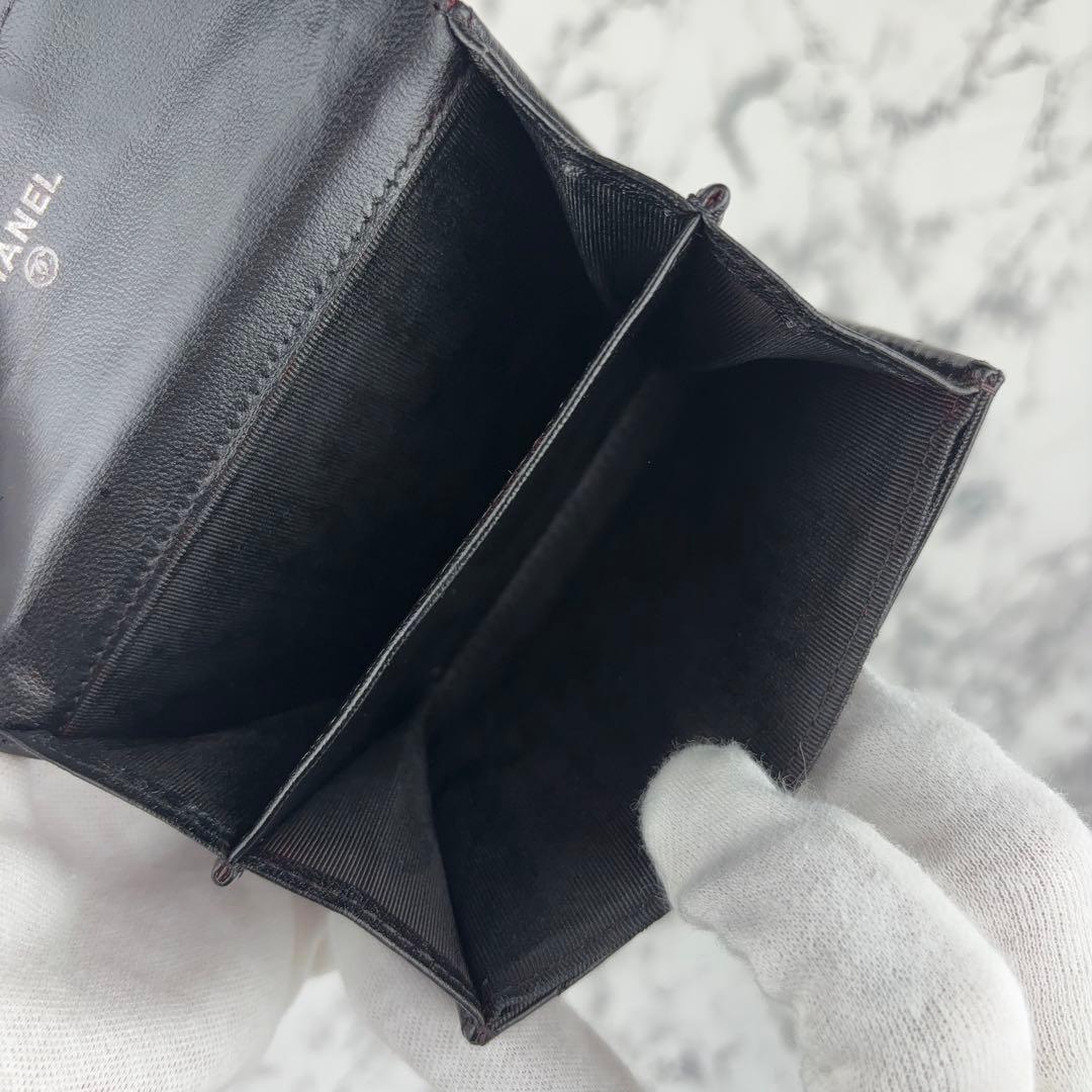 74 CHANEL ケース　マトラッセ　ラムスキン