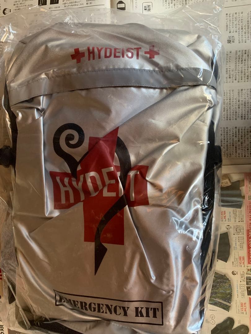 hydeさんEMERGENCY KIT新品