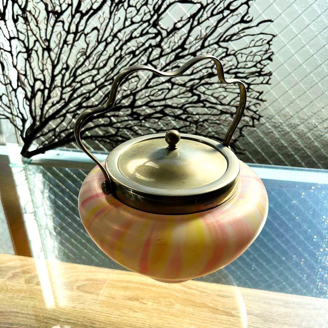 骨董　時代ガラス　パール調ラスター　希少　ドーム型　ビスケットジャー　菓子器