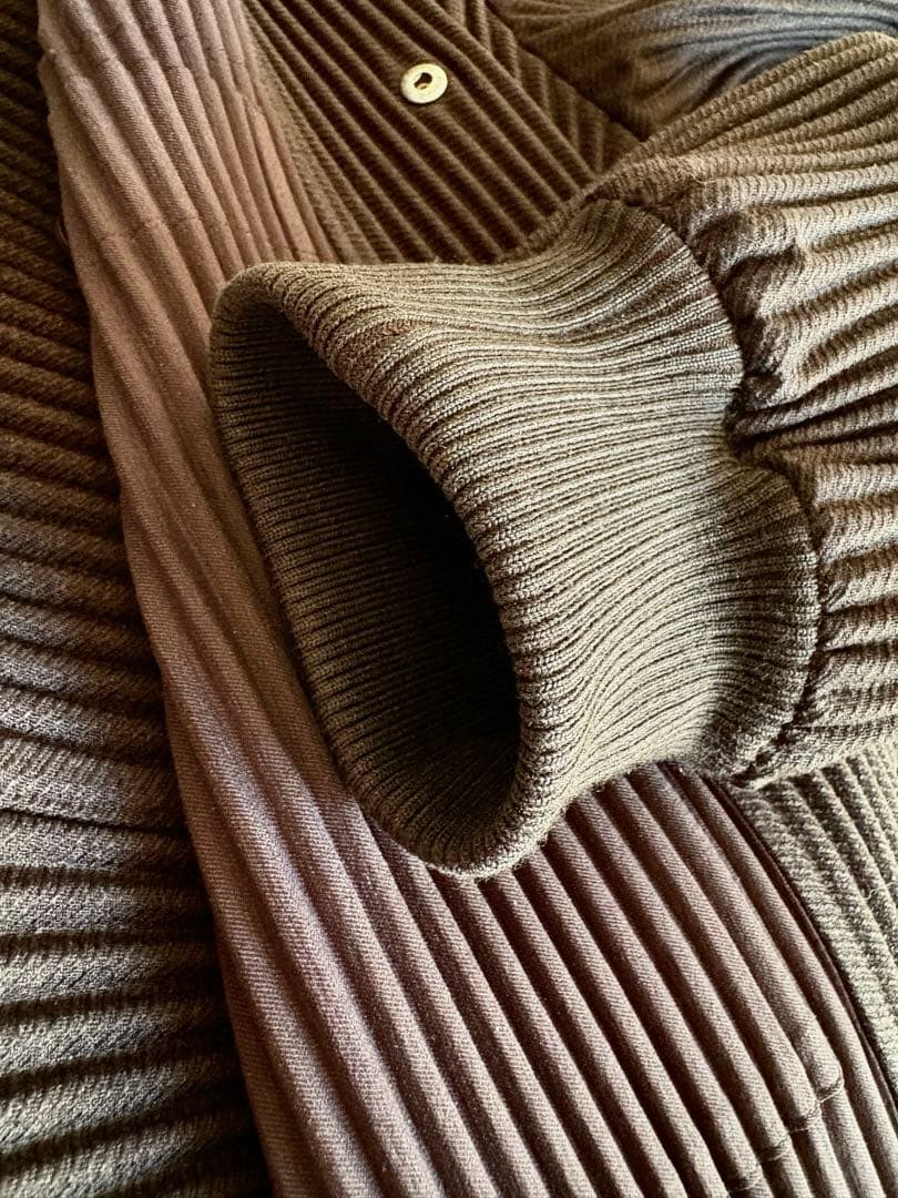 オムプリッセイッセイミヤケ　セットアップ　ウールライク