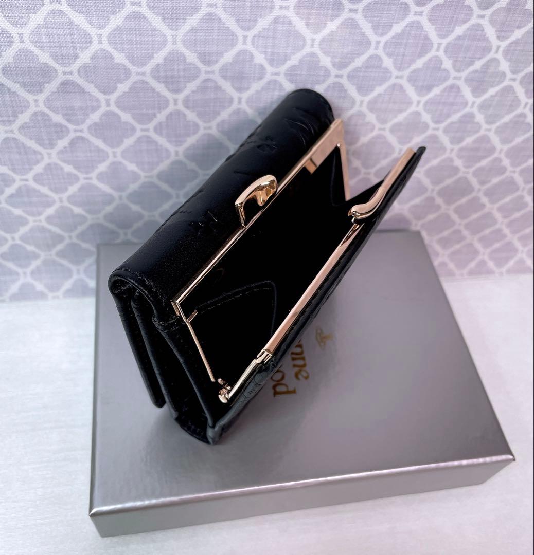 【最新❤︎新品】ヴィヴィアン・ウエストウッド　三折財布 黒