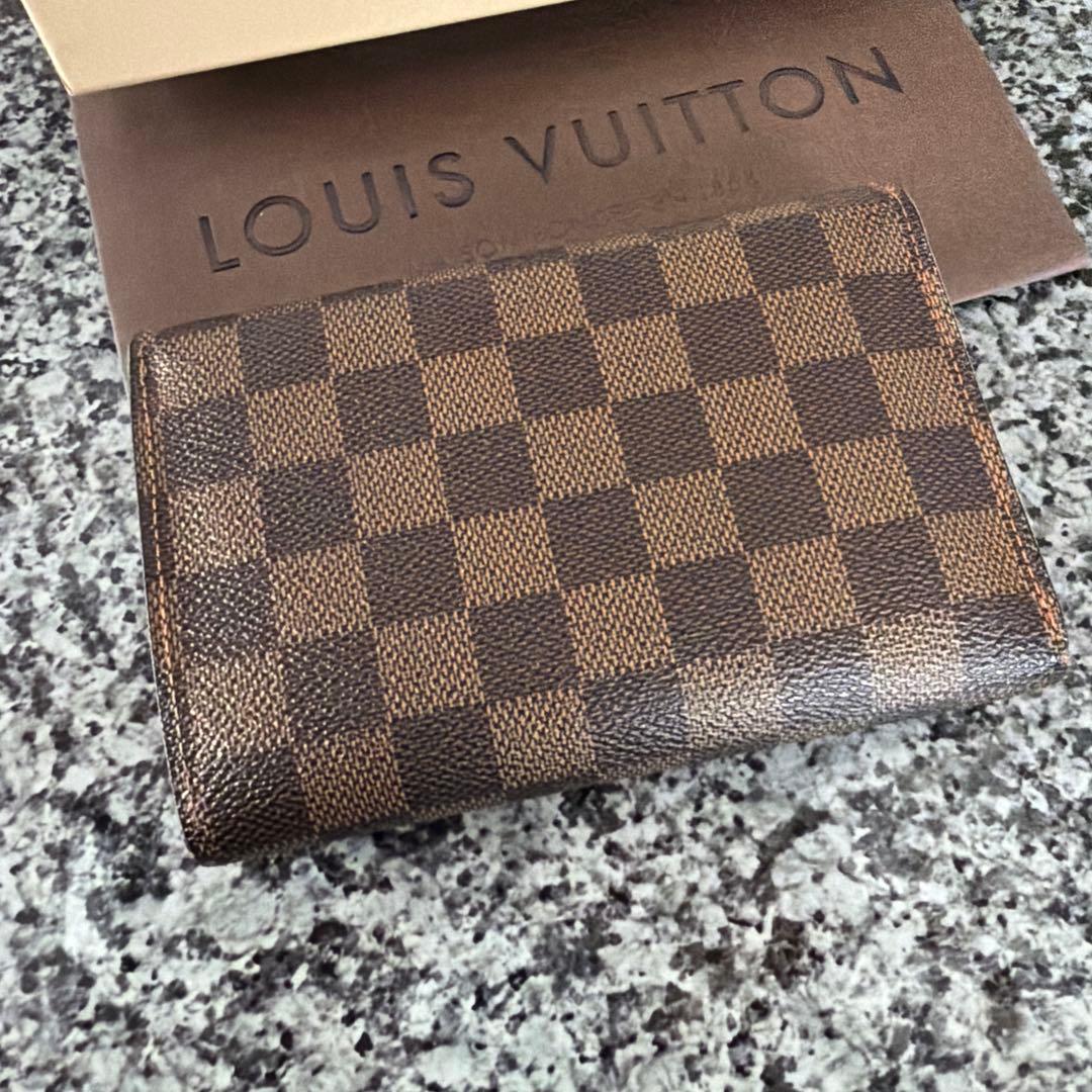 正規品 ルイヴィトン　ダミエ　ポルトトレゾール　エテュイパピエ　三つ折り財布