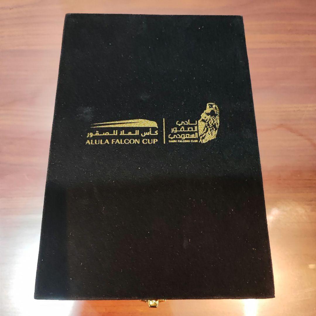 サウジアラビア アルウラー ファルコンカップ 記念品