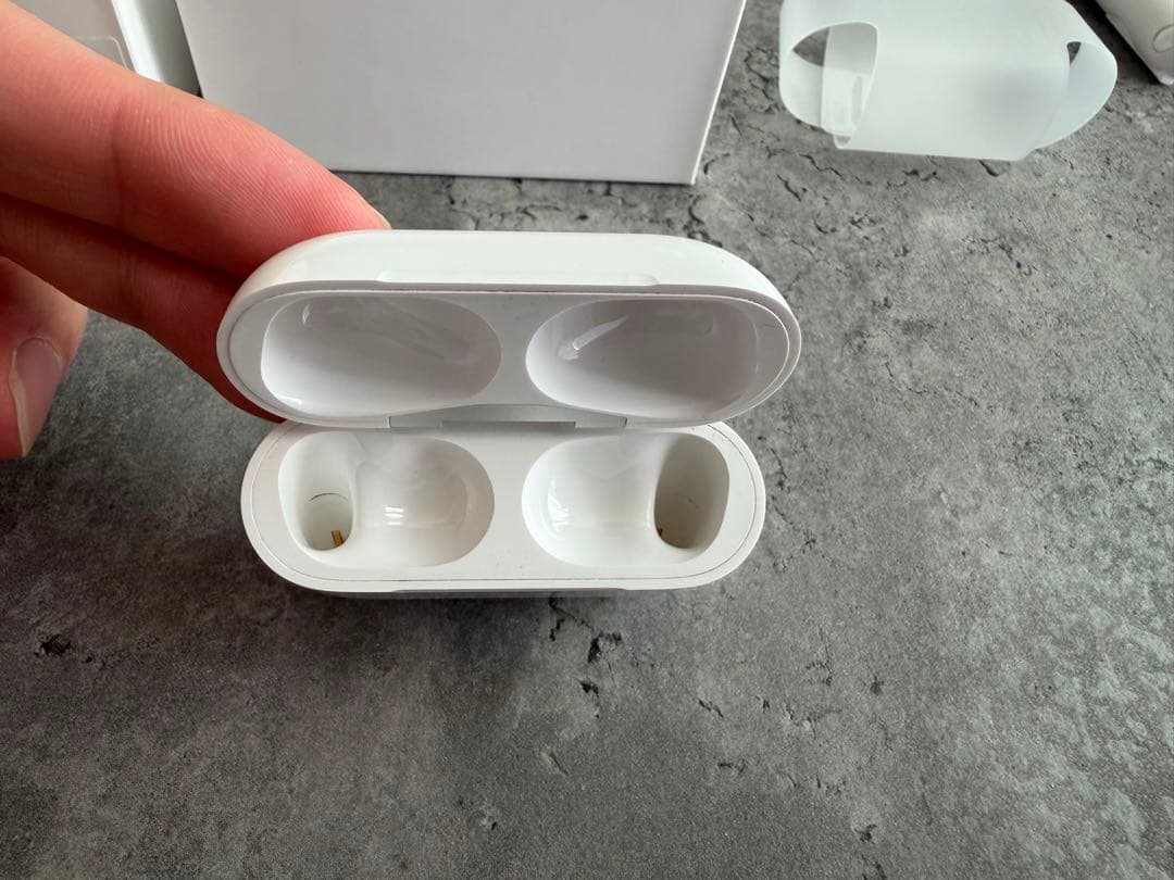 【付属品完備】AirPods Pro2 本体 ホワイト