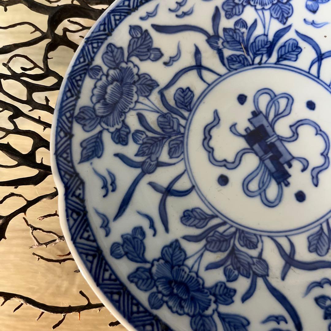 骨董　有田焼　輸出用　里帰り　悲劇の精磁会社　梅花フチ　青花　プレート　中皿１客