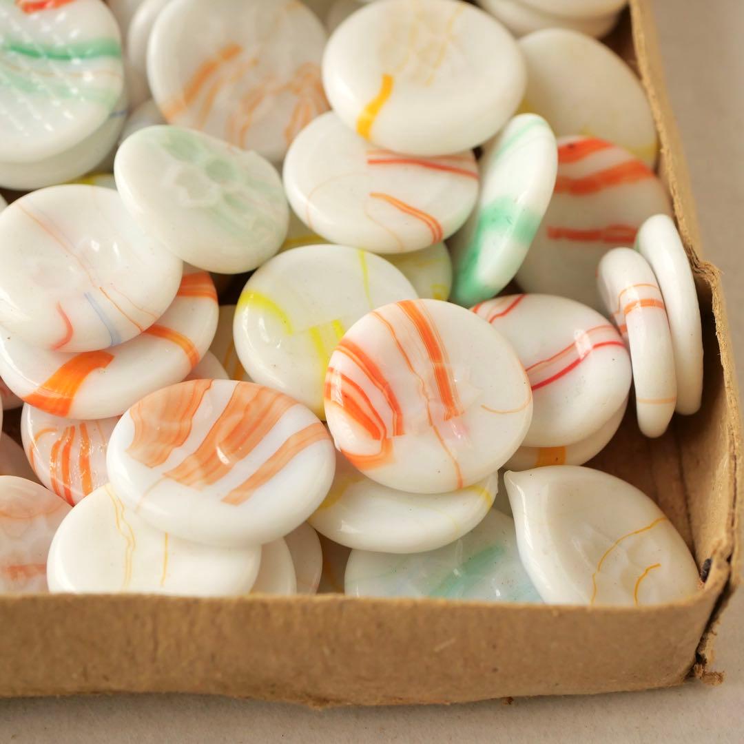 元箱入り乳白色マーブルおはじき 約140枚入り 豆けり 昭和 レトロ