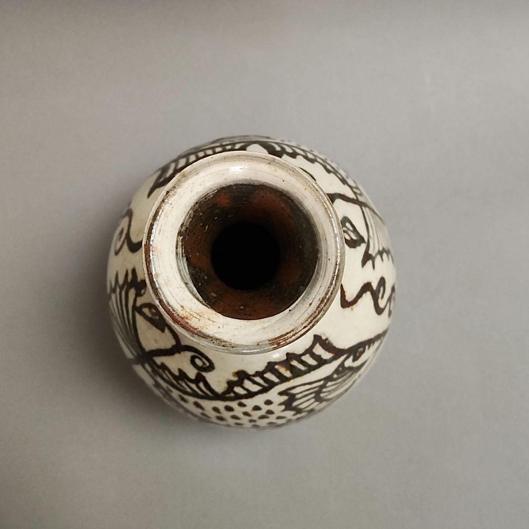 黃圭菫　鶏龍山遊魚文酒瓶　鉄絵徳利　花瓶　花入　李朝