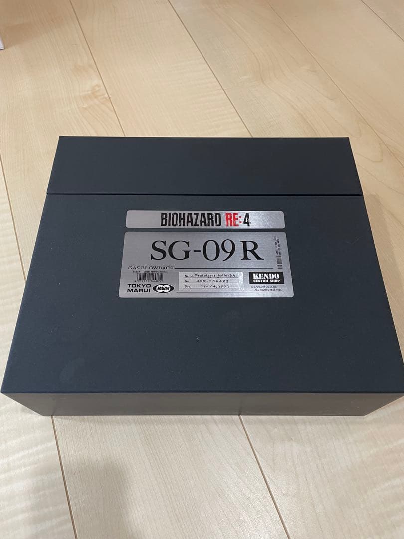 BIOHAZARD RE:4 sg-09r レオン　限定　東京マルイ