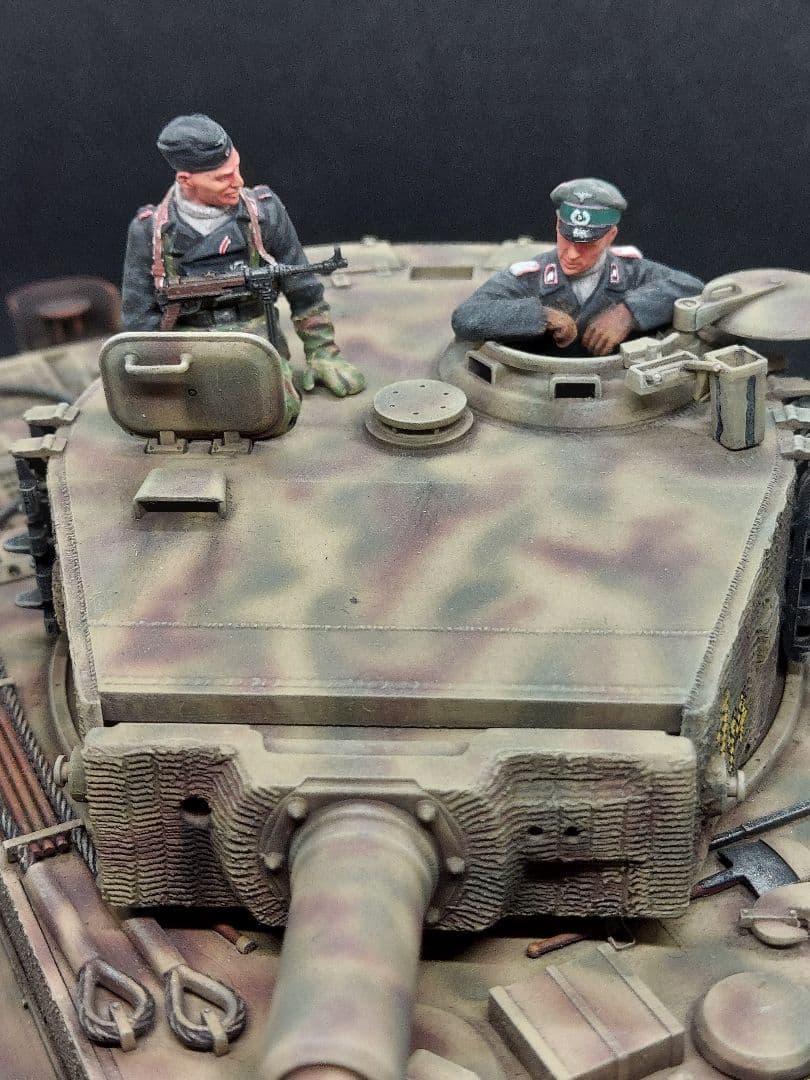 タミヤ 1/35 プラモデル ドイツ軍戦車 タイガーI後期型 完成品