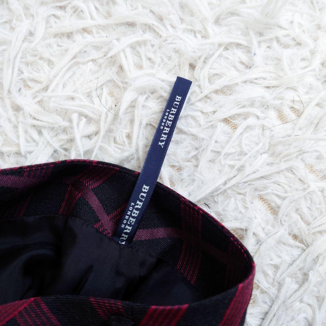 希少大きいサイズ　バーバリーロンドン　ウールフレアスカート　絹混　チェック　48