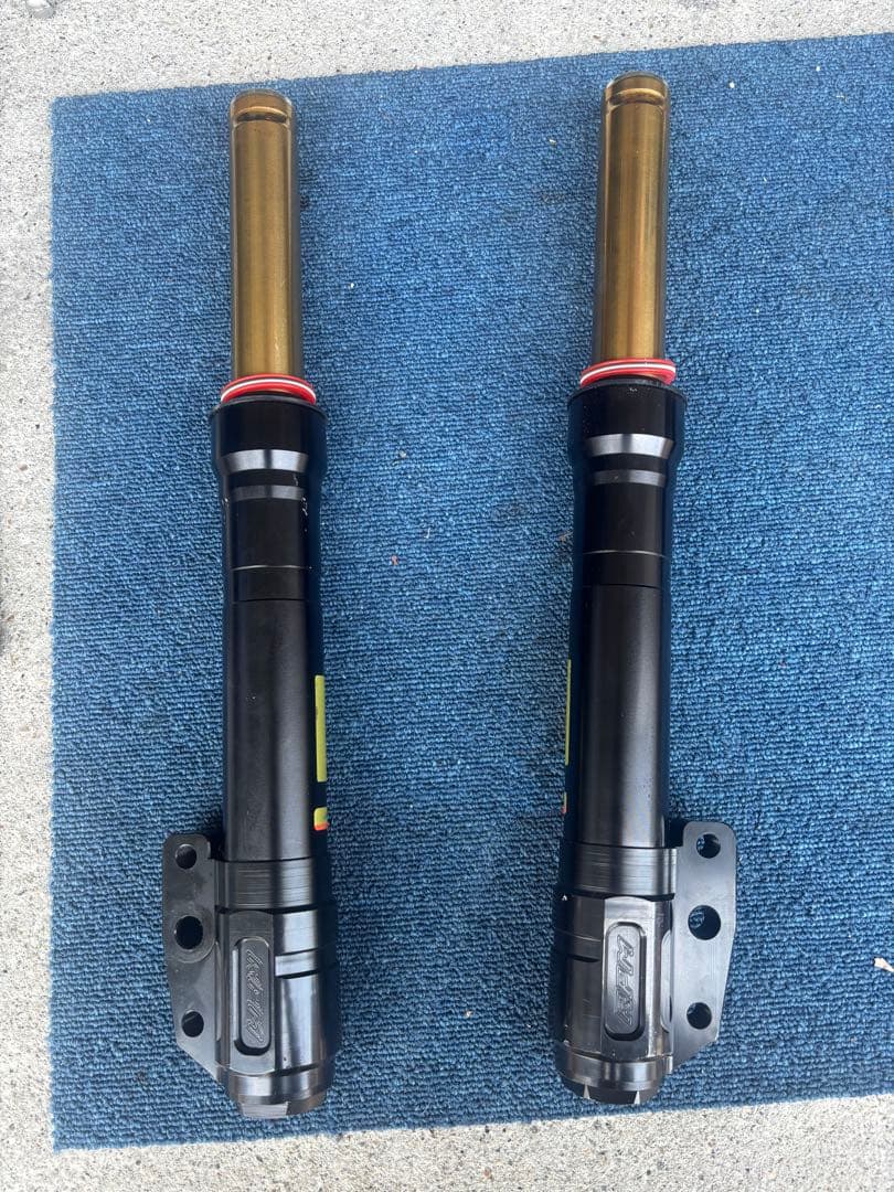 シグナスx 4/5型用　RPM GⅡ LS フロントフォーク