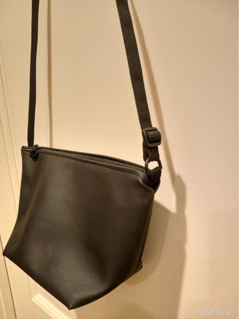 【美品】ファミリアfamiliar　ショルダーバッグ　☆レア商品⭐︎