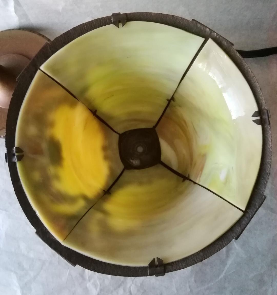 逸品　アメリカンアールヌーヴォーランプ　グリーンスラグガラス　ビクトリア