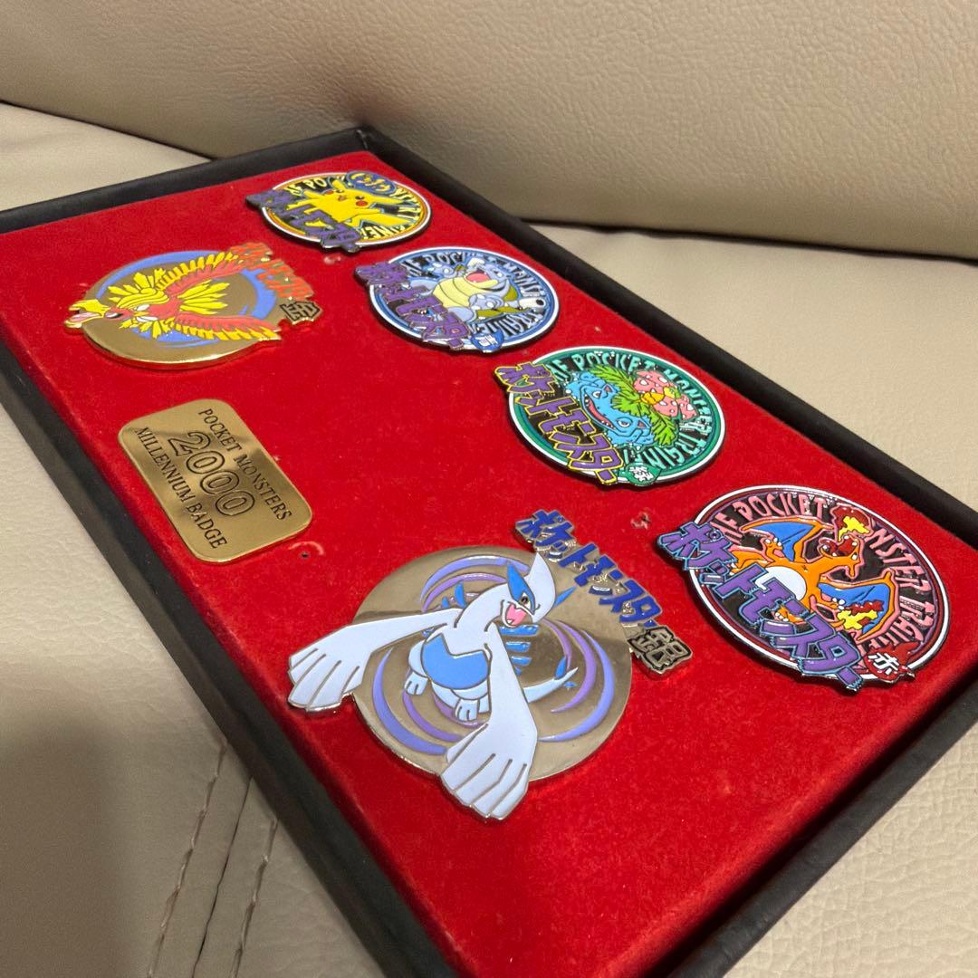 ポケットモンスター ミレニアムバッジ 2000年記念 限定 ピンバッジ ポケモン