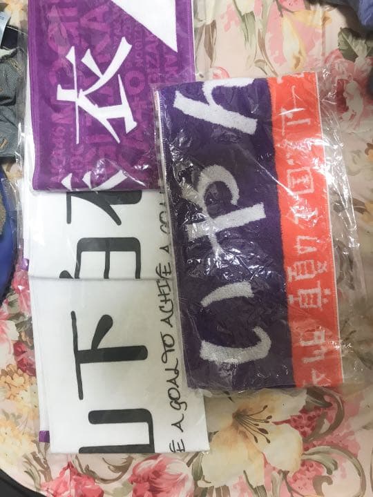 乃木坂46タオル等まとめ売りです。