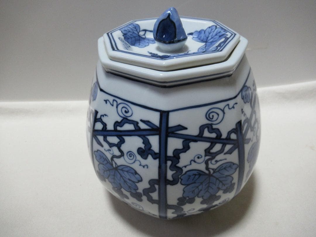 平安　景雲造　染付ぶどう棚絵　水指　共箱