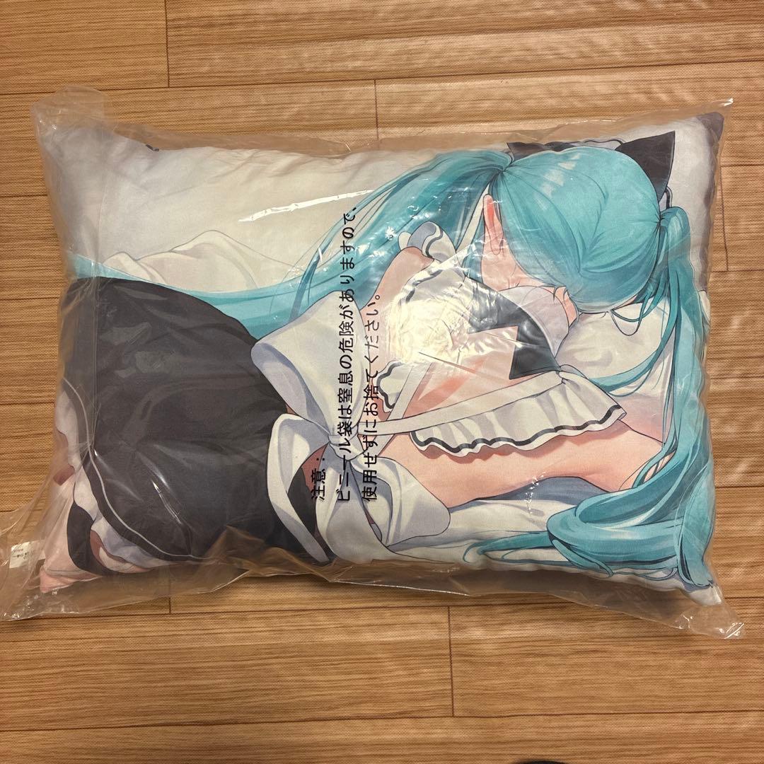 NIKKE　ニケ　一番くじ　D賞　寝転がりビジュアルクッション　3種