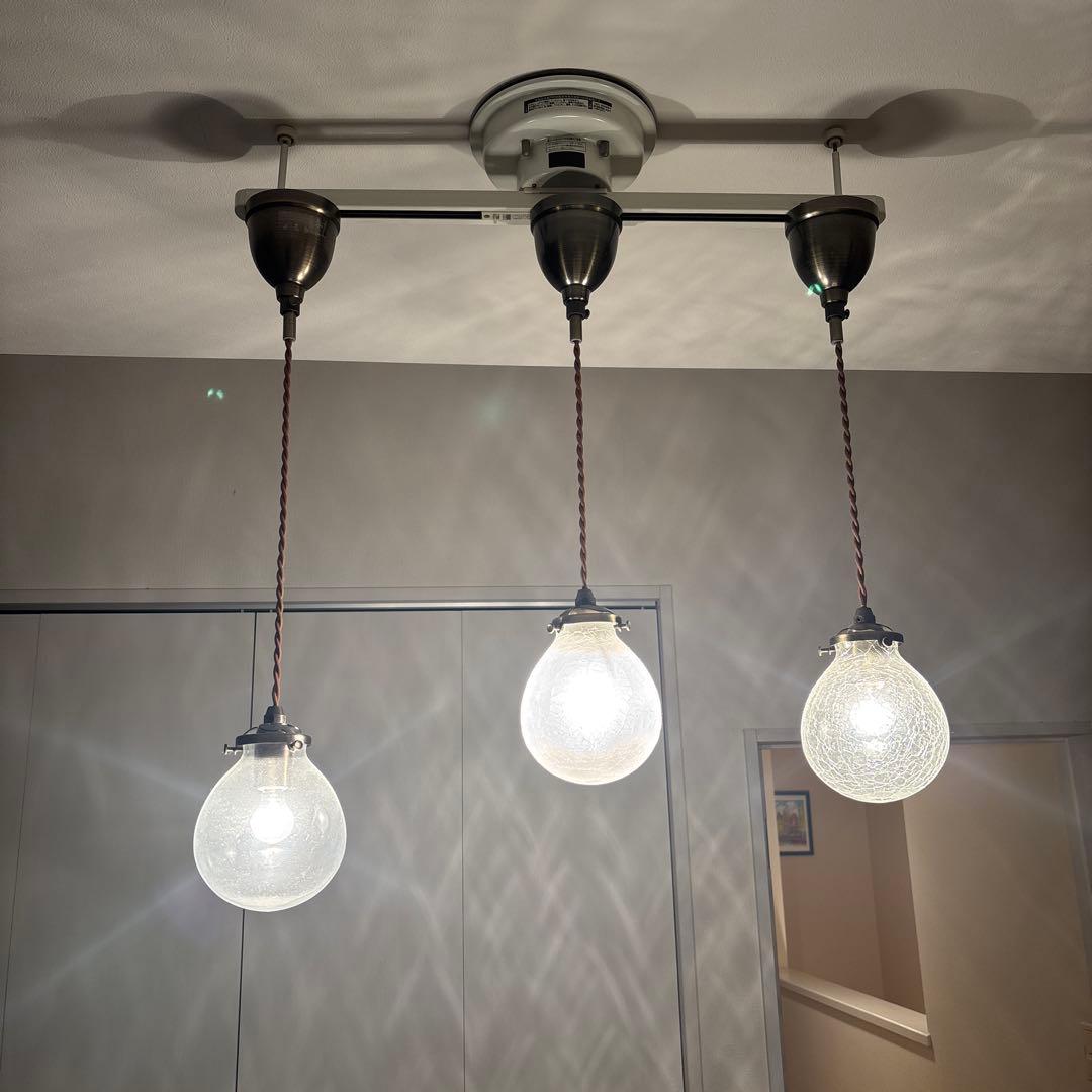 ま*★様 クラックガラス ペンダントライト 3灯