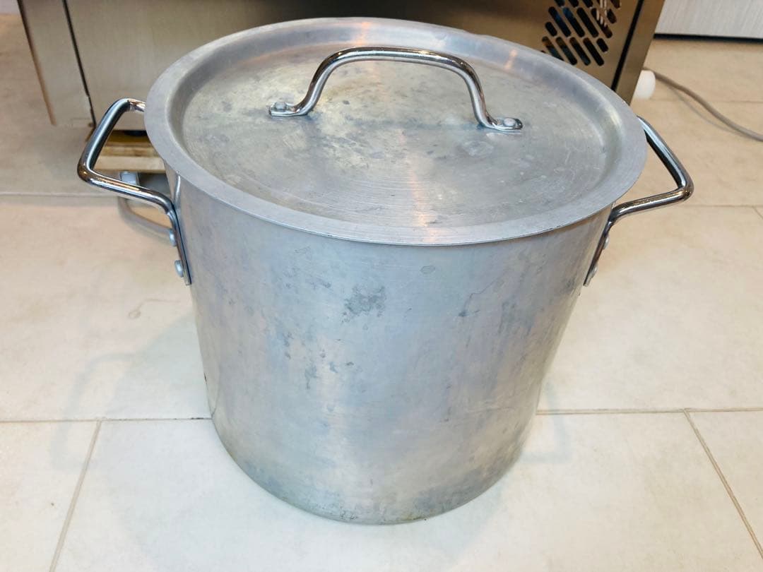 卓上型ブラストチラー　急速冷凍庫100V服部工業 BF030AG 2022年製