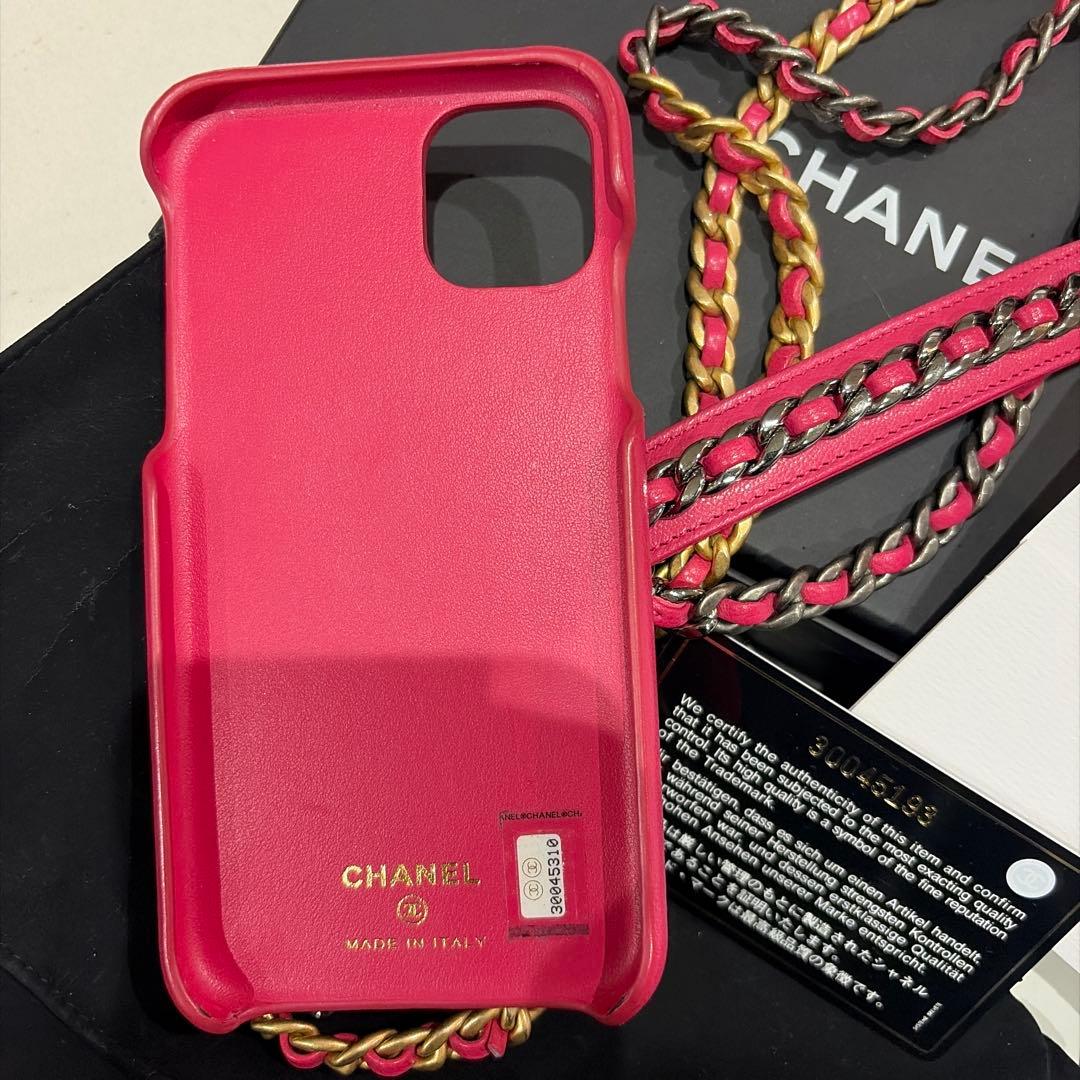 CHANEL ピンク レザー iPhone11ケース