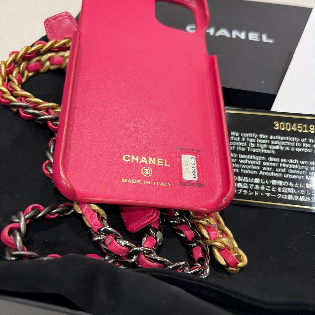 CHANEL ピンク レザー iPhone11ケース