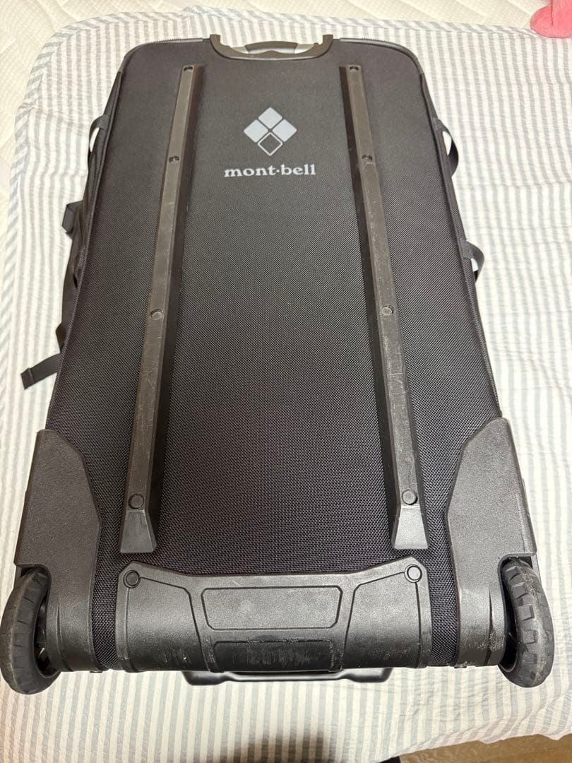 モンベル ウィリーバッグ キャリーケース ブラック　レインカバー TASロック